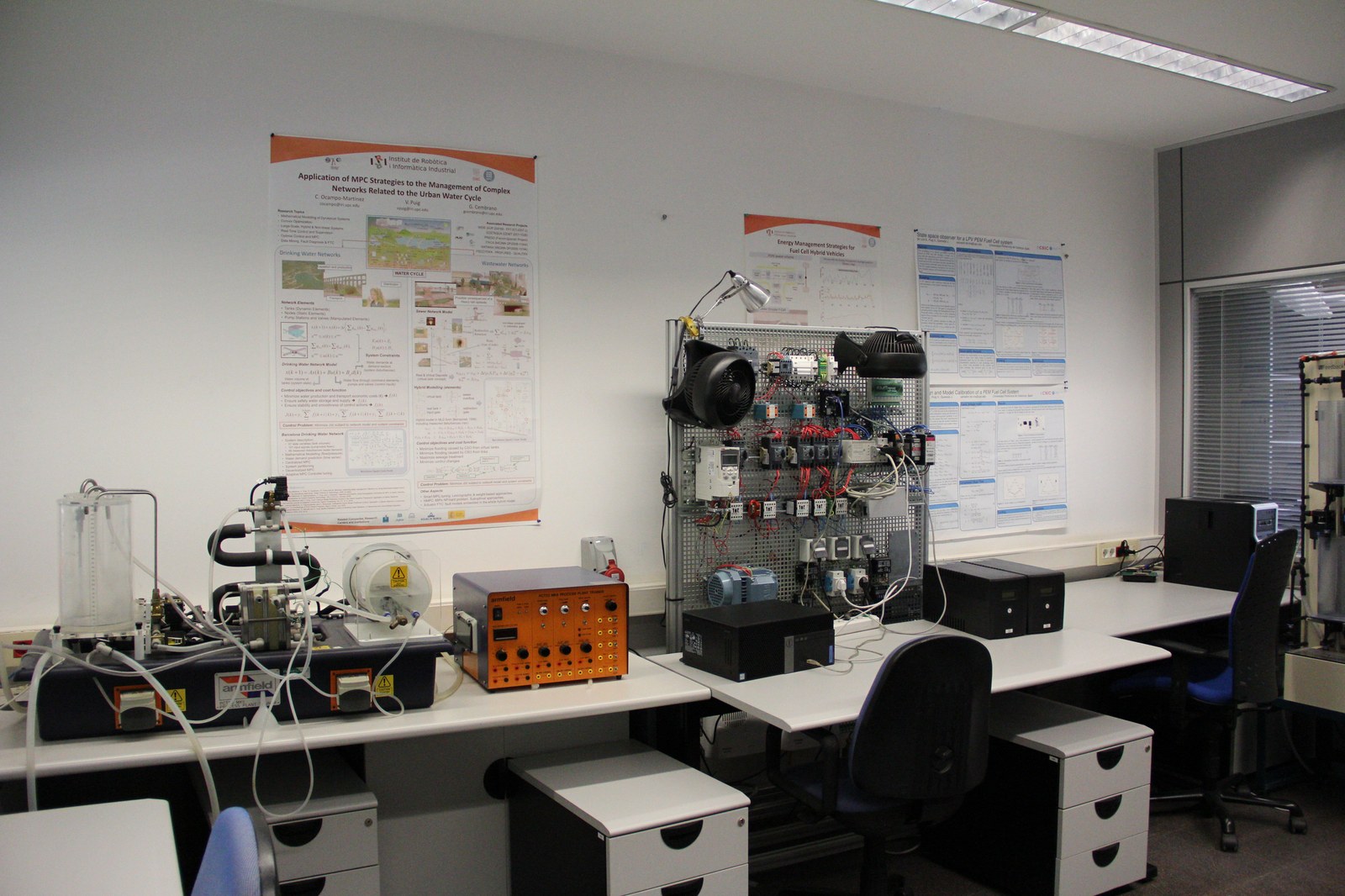 01_Laboratorio_Aguas.jpg